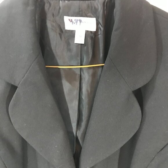 Black Blazer Isaac Mizrahi for Target 3/$18 - Picture 3 of 5